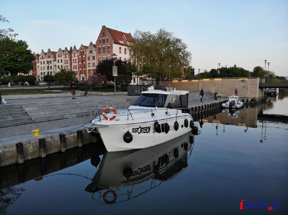 czarter jachtu Stillo 30 na pętli żuławskiej